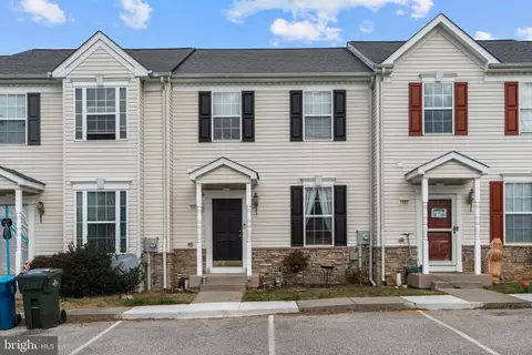 1881 Jamestown Ln #1881, York, PA 17408