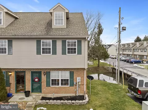 125 Orchard Ln #46, Hanover, PA 17331