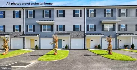 13 Landing Pl, York, PA 17408