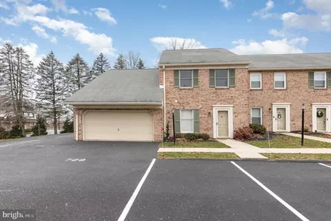 728 E Main St #728, Dallastown, PA 17313