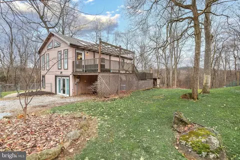 1080 Twin Lks, Lewisberry, PA 17339