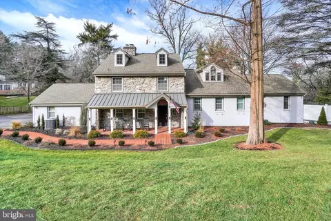 735 Carroll Rd, York, PA 17403