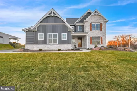 705 Oxford Dr #39 - MODEL HOME, York, PA 17406