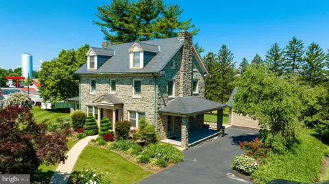 3935 W Market St, York, PA 17408