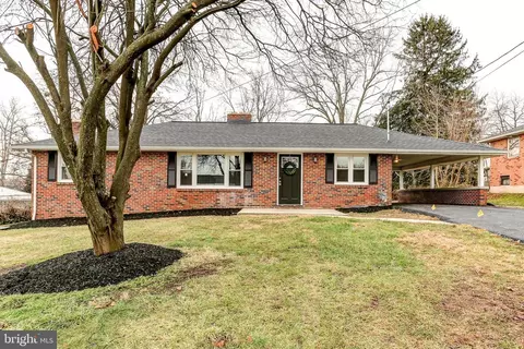 2900 Spencer Ct, York, PA 17408