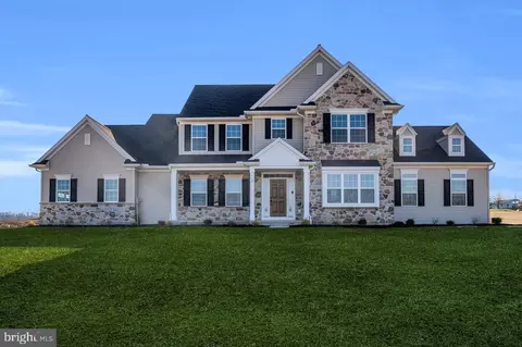 118 Lightfoot Ln, Dillsburg, PA 17019