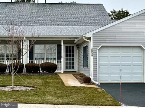2050 Faversham Way #2050, York, PA 17402