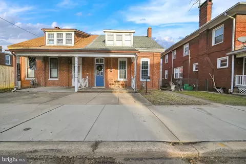 971 E Philadelphia St, York, PA 17403