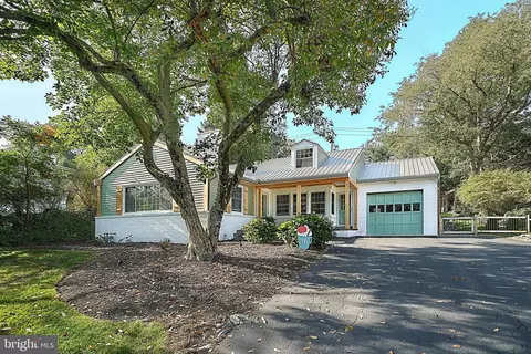 1350 Sleepyhollow Rd, York, PA 17403