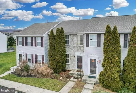 415 Friendship Ave, Hellam, PA 17406
