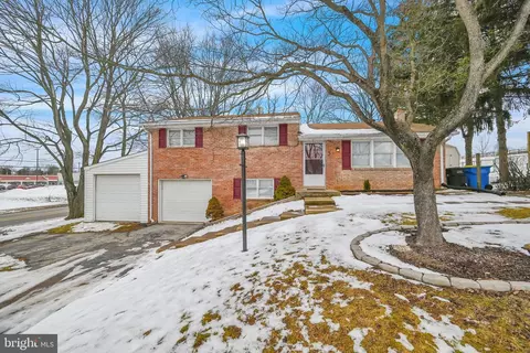3 Jonathan Way, Red Lion, PA 17356