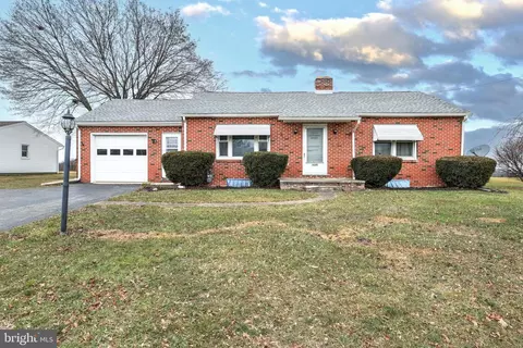 1645 Church Rd, York, PA 17408