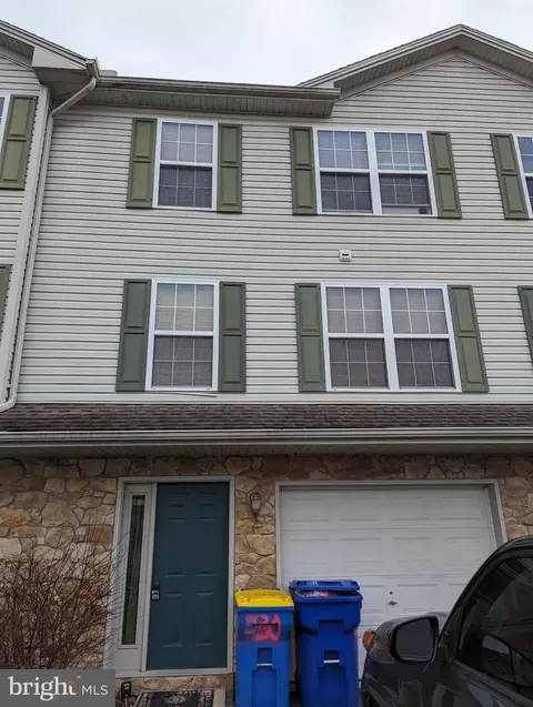 530 Fisher Dr, York, PA 17404