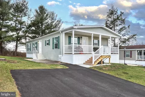 723 Laura Ln, York, PA 17402