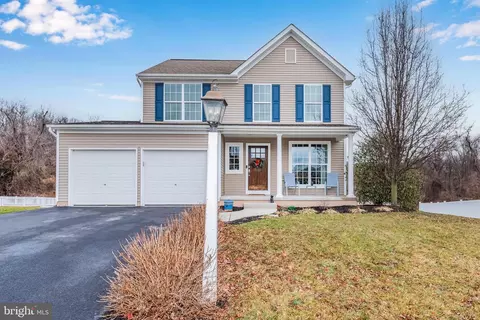 75 Lark Dr, York Haven, PA 17370