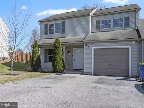 3065 Milky Way, Dover, PA 17315
