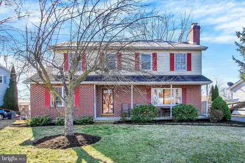 62 Cardinal Dr, Hanover, PA 17331