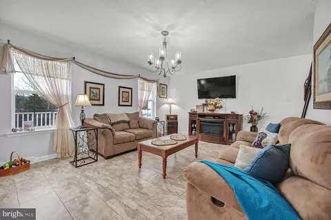 108 Clover Run, Abbottstown, PA 17301