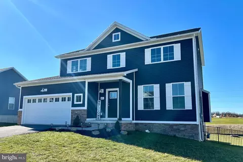 1831 Buck Hill Dr, York, PA 17408