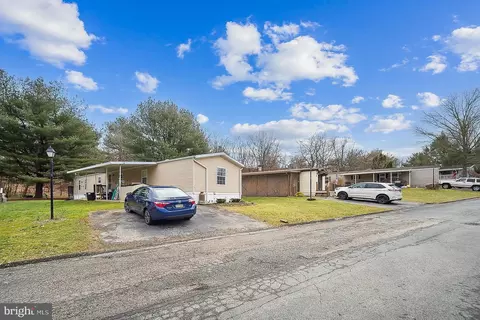 86 Shawna Ave, York, PA 17402
