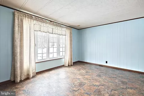 2201 Sky Top Trl, Dover, PA 17315 photo 5