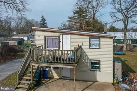 910 Neff Aly, Red Lion, PA 17356