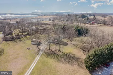 3268 Ruppert Rd, York, PA 17408