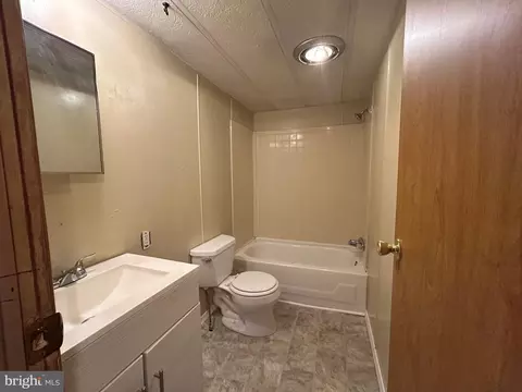 33 Meadowview Dr, Dover, PA 17315 photo 19