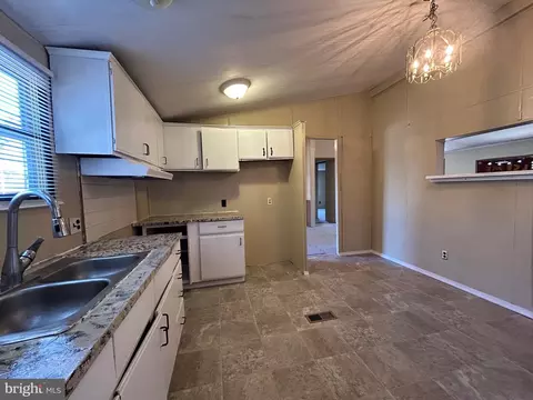 33 Meadowview Dr, Dover, PA 17315 photo 16