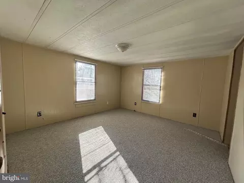 33 Meadowview Dr, Dover, PA 17315 photo 10