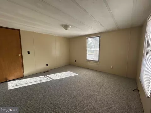 33 Meadowview Dr, Dover, PA 17315 photo 12