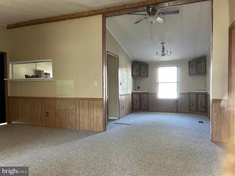 33 Meadowview Dr, Dover, PA 17315 photo 9