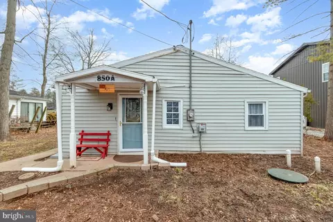 850 A Cardinal Ln, Lewisberry, PA 17339