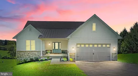 8304 Blue Ball Rd, Stewartstown, PA 17363