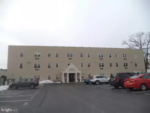 9 2nd Ave #202, Hanover, PA 17331