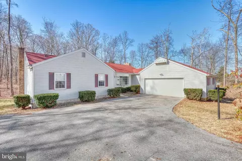 16462 Susquehanna Trl, New Freedom, PA 17349
