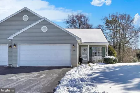 65 Hagarman Dr #65, York, PA 17408