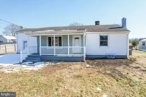 1410 Windsor Rd, Red Lion, PA 17356