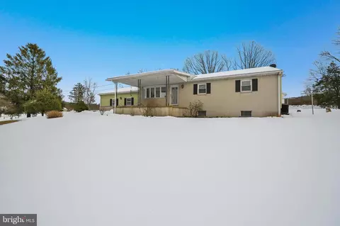6340 Old Carlisle Rd, Dover, PA 17315