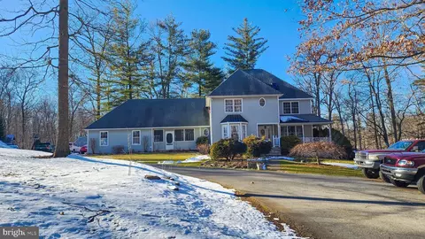 5993 Anderson Rd, Stewartstown, PA 17363