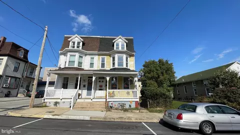 21 E 9th Ave, York, PA 17404