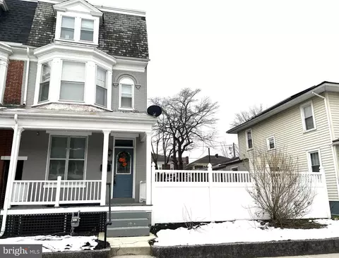 260 W Maple St, York, PA 17401