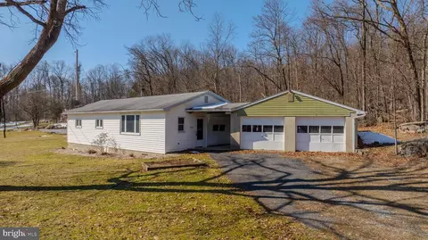 7720 Bull Rd, Lewisberry, PA 17339