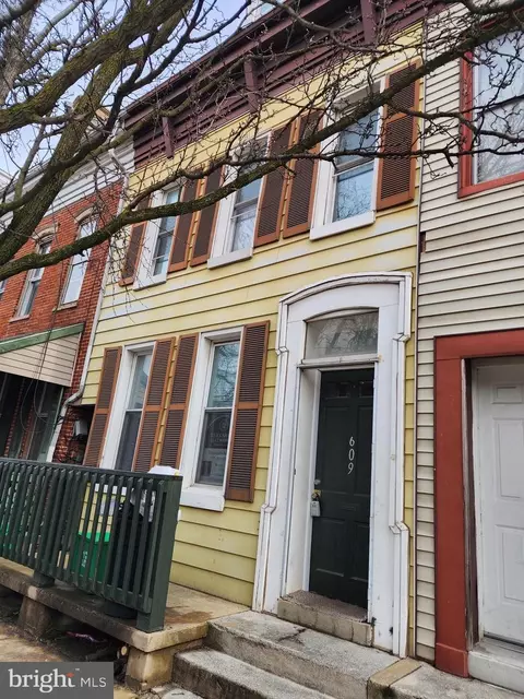 609 S Queen St, York, PA 17403