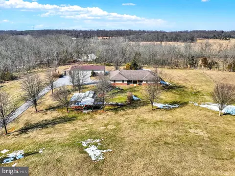 6357 Salem Run Rd, Dover, PA 17315