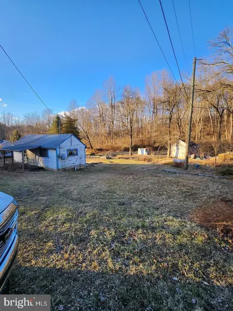 1685 Burkholder Rd, Red Lion, PA 17356