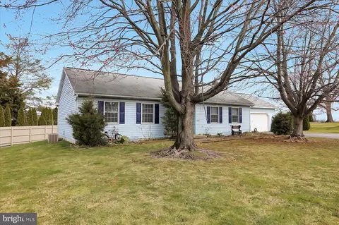 6805 Church Rd, Felton, PA 17322