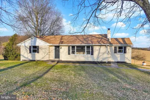 2195 Freysville, Red Lion, PA 17356