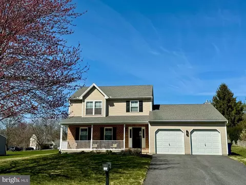 121 Charles Ave, Stewartstown, PA 17363