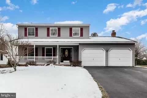 116 Greenbriar Ln, Dillsburg, PA 17019